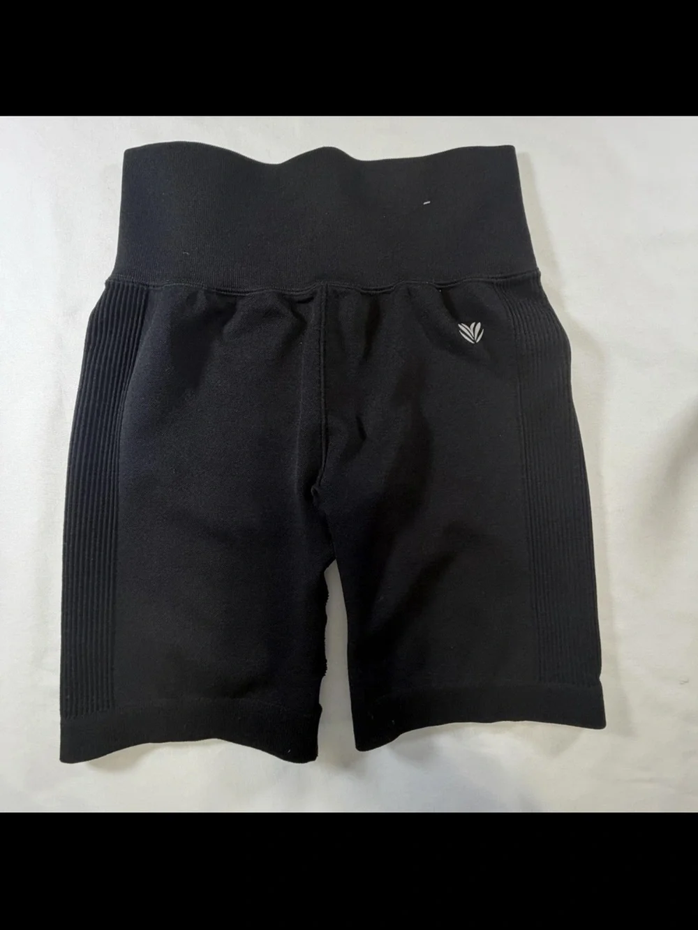 Women’s Black Seamless High-Waist Shorts